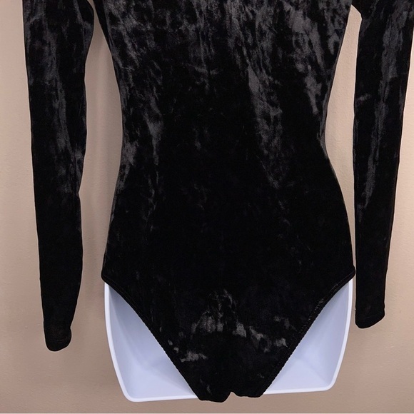 SMALL DIVIDED BLACK VELVET BODYSUIT LONG SLEEVE VNECK GOTH - Picture 8 of 12
